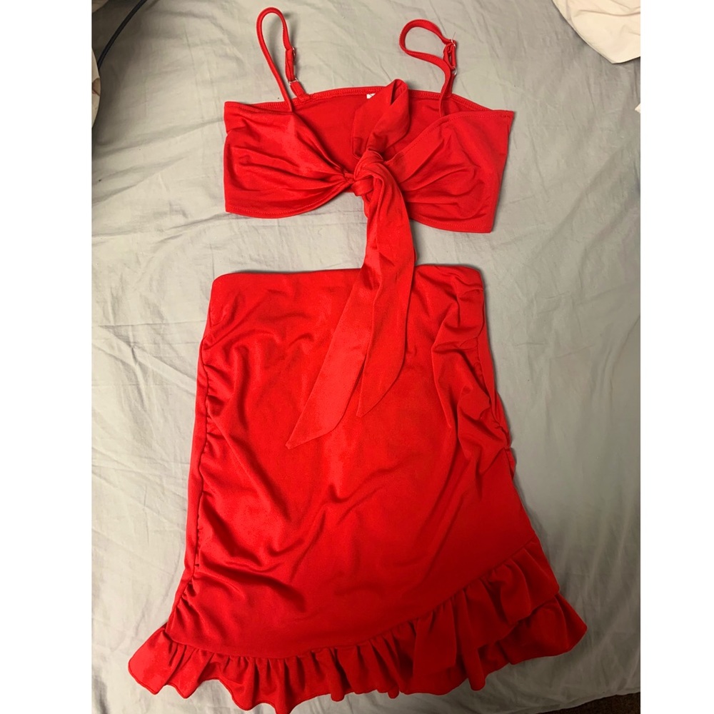 Red Two Piece Set - image 3